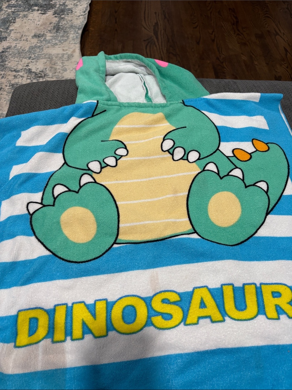 🟢10/$10 - towel poncho